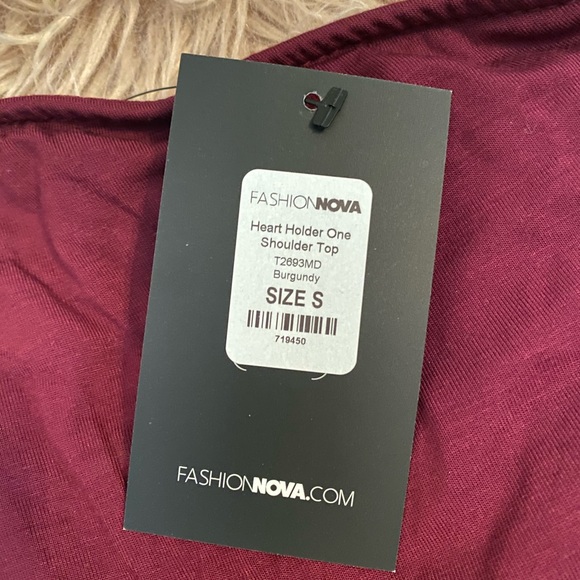 🥀 FASHION NOVA “Heart Holder One Shoulder” Top 🥀 - Picture 3 of 3